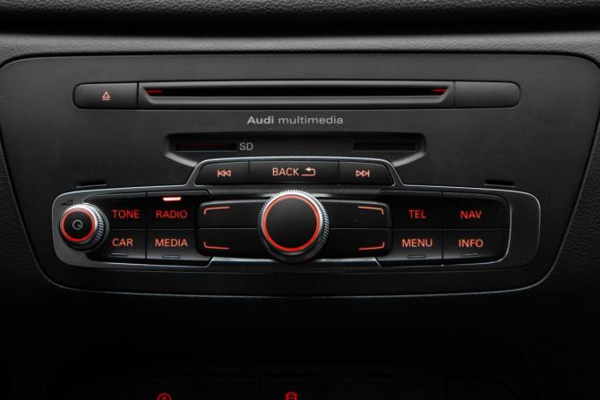 Audi Q3 I (8U) с пробегом 2013 года, цена 1 695 000 рублей, 116275 км, внедорожник, Автокод Объявления