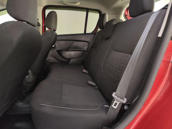 Renault Sandero II с пробегом 2016 года, цена 890 000 рублей, 87950 км, хэтчбек, Автокод Объявления