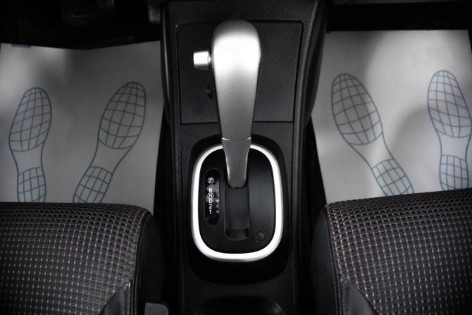Nissan Tiida I Рестайлинг с пробегом 2013 года, цена 899 000 рублей, 285456 км, хэтчбек, Автокод Объявления