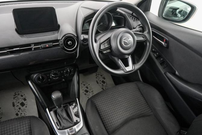 Mazda Demio IV (DJ) с пробегом 2019 года, цена 1 339 000 рублей, 96720 км, хэтчбек, Автокод Объявления