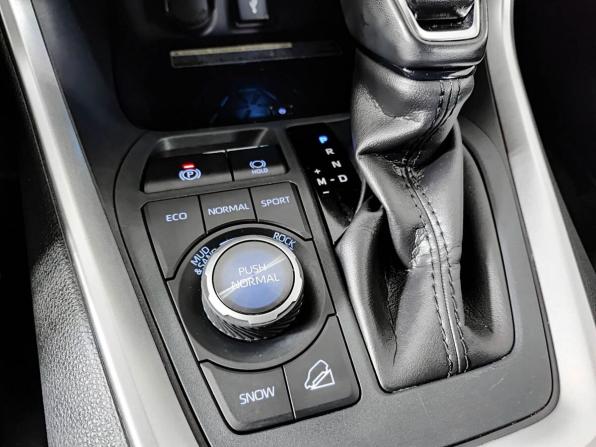 Toyota RAV4 V (XA50) с пробегом 2021 года, цена 3 650 000 рублей, 44200 км, внедорожник, Автокод Объявления