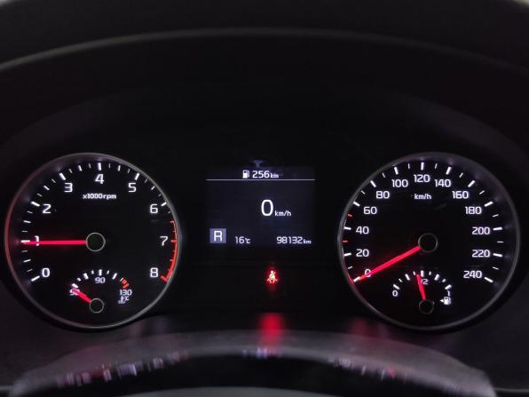 Kia Sportage IV Рестайлинг с пробегом 2020 года, цена 2 399 000 рублей, 98100 км, внедорожник, Автокод Объявления