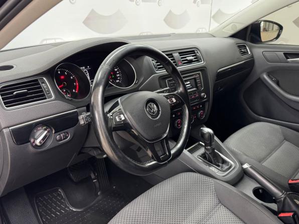 Volkswagen Jetta VI Рестайлинг с пробегом 2018 года, цена 1 530 000 рублей, 121519 км, седан, Автокод Объявления