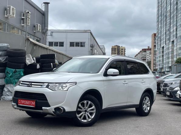 Mitsubishi Outlander III Рестайлинг с пробегом 2014 года, цена 1 099 000 рублей, 284000 км, внедорожник, Автокод Объявления
