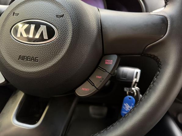 Kia Soul II Рестайлинг с пробегом 2017 года, цена 1 700 000 рублей, 86948 км, хэтчбек, Автокод Объявления