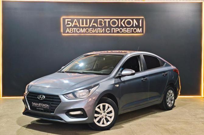 Hyundai Solaris II с пробегом 2018 года, цена 1 100 000 рублей, 126341 км, седан, Автокод Объявления