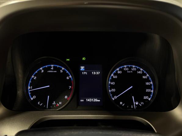 Toyota RAV4 IV (XA40) Рестайлинг с пробегом 2018 года, цена 2 680 000 рублей, 143124 км, внедорожник, Автокод Объявления