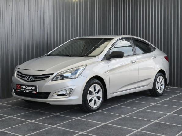 Hyundai Solaris I Рестайлинг с пробегом 2015 года, цена 947 000 рублей, 186332 км, седан, Автокод Объявления