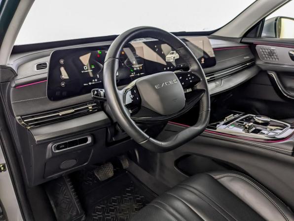 Exeed LX I Рестайлинг 2 с пробегом 2023 года, цена 2 050 000 рублей, 48444 км, внедорожник, Автокод Объявления