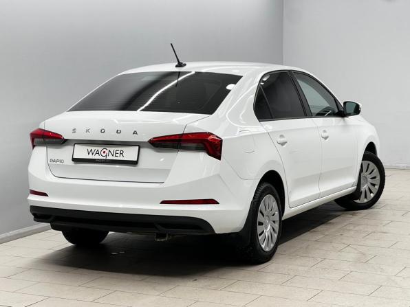 Skoda Rapid II с пробегом 2022 года, цена 1 660 000 рублей, 48756 км, лифтбек, Автокод Объявления