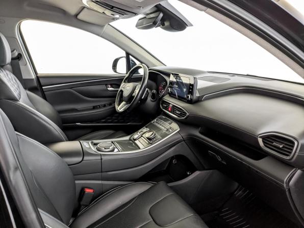 Hyundai Santa Fe IV Рестайлинг с пробегом 2022 года, цена 3 300 000 рублей, 105466 км, внедорожник, Автокод Объявления
