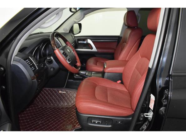 Toyota Land Cruiser 200 Series Рестайлинг 1 с пробегом 2014 года, цена 3 120 000 рублей, 300700 км, внедорожник, Автокод Объявления