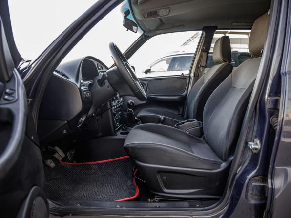 Chevrolet Niva I Рестайлинг с пробегом 2018 года, цена 739 000 рублей, 146468 км, внедорожник, Автокод Объявления