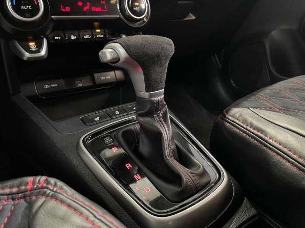 Kia Rio IV Рестайлинг с пробегом 2021 года, цена 1 820 000 рублей, 88892 км, хэтчбек, Автокод Объявления
