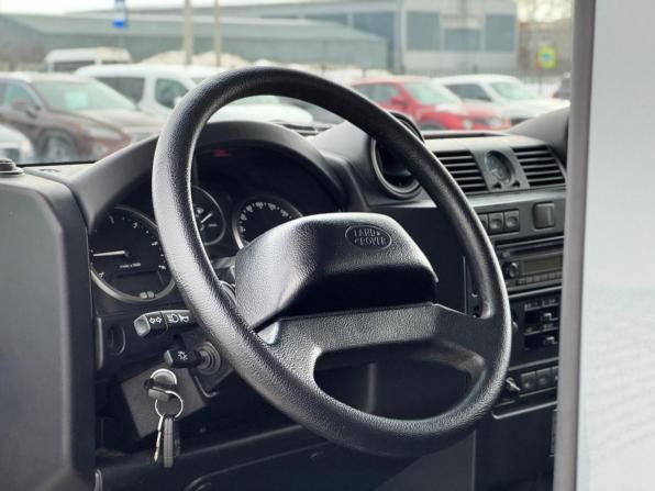Land Rover Defender I Рестайлинг с пробегом 2013 года, цена 2 540 000 рублей, 132069 км, внедорожник, Автокод Объявления