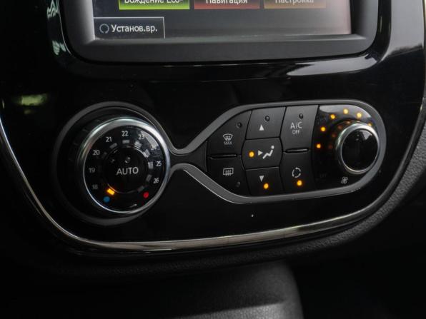 Renault Kaptur I с пробегом 2018 года, цена 1 559 000 рублей, 145129 км, внедорожник, Автокод Объявления
