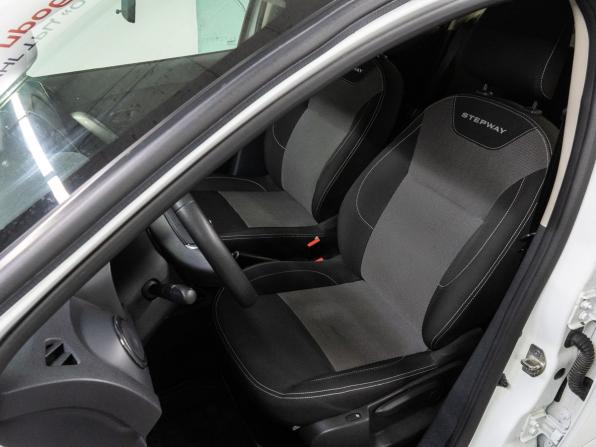 Renault Logan II Рестайлинг с пробегом 2022 года, цена 1 175 000 рублей, 49545 км, седан, Автокод Объявления