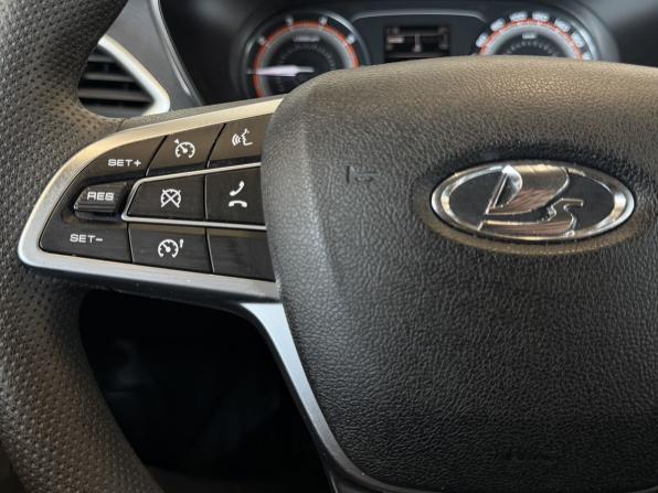 Lada (ВАЗ) Vesta I Рестайлинг (NG) с пробегом 2026 года, цена 1 450 000 рублей, 8700 км, седан, Автокод Объявления