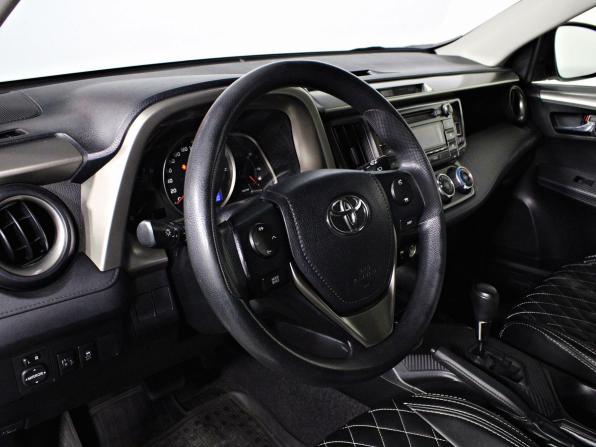 Toyota RAV4 IV (XA40) с пробегом 2014 года, цена 1 697 000 рублей, 232592 км, внедорожник, Автокод Объявления