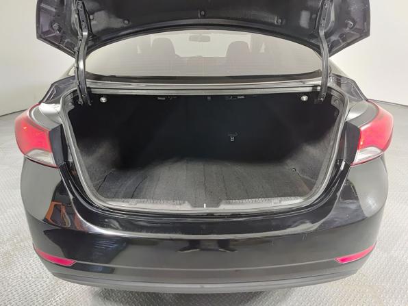 Hyundai Elantra V (MD) Рестайлинг с пробегом 2015 года, цена 1 250 000 рублей, 105516 км, седан, Автокод Объявления