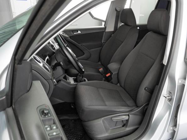 Volkswagen Tiguan I Рестайлинг с пробегом 2011 года, цена 875 000 рублей, 152974 км, внедорожник, Автокод Объявления
