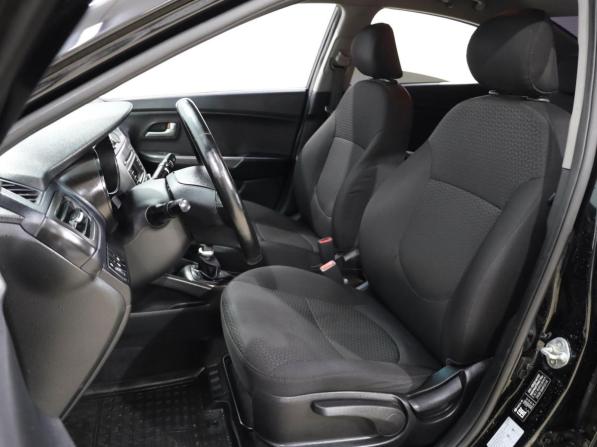 Kia Rio III Рестайлинг с пробегом 2016 года, цена 1 015 000 рублей, 94443 км, седан, Автокод Объявления