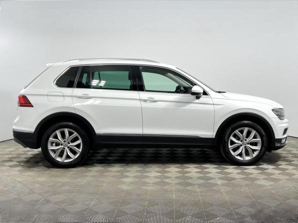 Volkswagen Tiguan II с пробегом 2017 года, цена 1 987 200 рублей, 180585 км, внедорожник, Автокод Объявления