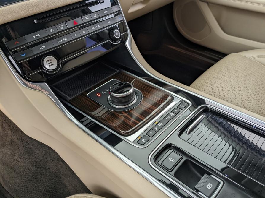 Jaguar XF II Москва  - изображение 27