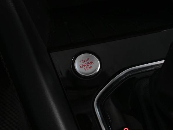 Jetta VS5 I Рестайлинг с пробегом 2023 года, цена 2 329 000 рублей, 38667 км, внедорожник, Автокод Объявления