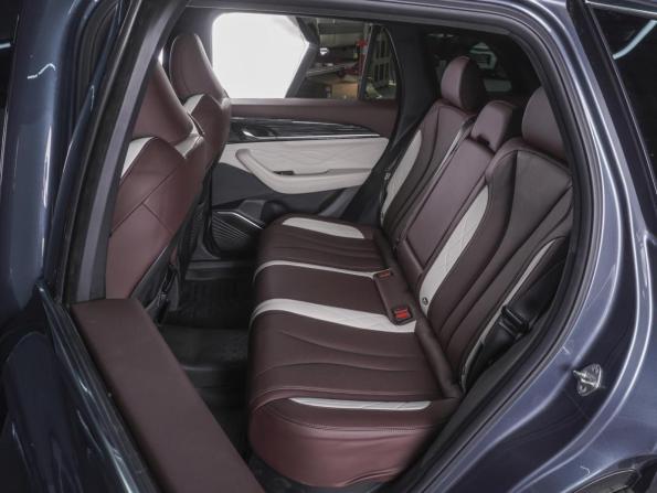 Geely Monjaro I с пробегом 2023 года, цена 3 170 000 рублей, 40695 км, внедорожник, Автокод Объявления