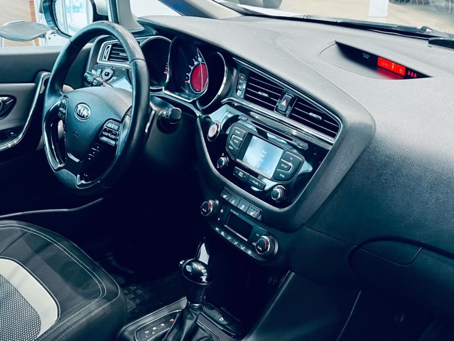 Kia Ceed II Рестайлинг Санкт-Петербург  - изображение 18