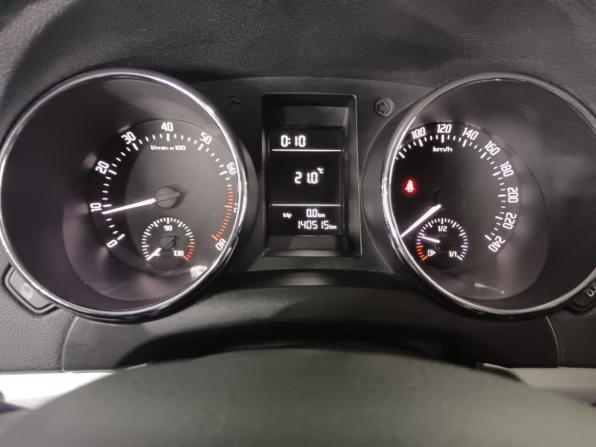 Skoda Yeti I Рестайлинг с пробегом 2014 года, цена 1 273 000 рублей, 139500 км, внедорожник, Автокод Объявления
