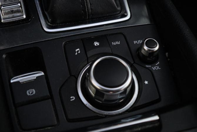 Mazda 6 III (GJ) Рестайлинг с пробегом 2018 года, цена 1 880 000 рублей, 115184 км, седан, Автокод Объявления
