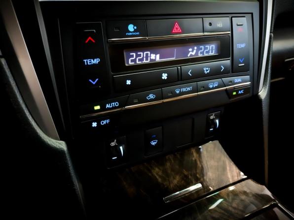 Toyota Camry VII (XV50) Рестайлинг 2 с пробегом 2018 года, цена 2 750 000 рублей, 109244 км, седан, Автокод Объявления