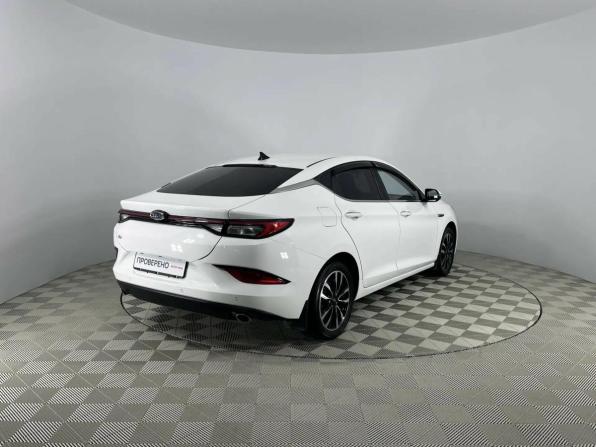 JAC J7 I с пробегом 2023 года, цена 1 207 000 рублей, 51835 км, хэтчбек, Автокод Объявления