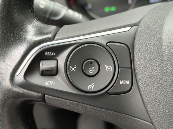 Opel Crossland X I Рестайлинг с пробегом 2021 года, цена 1 724 000 рублей, 82815 км, внедорожник, Автокод Объявления