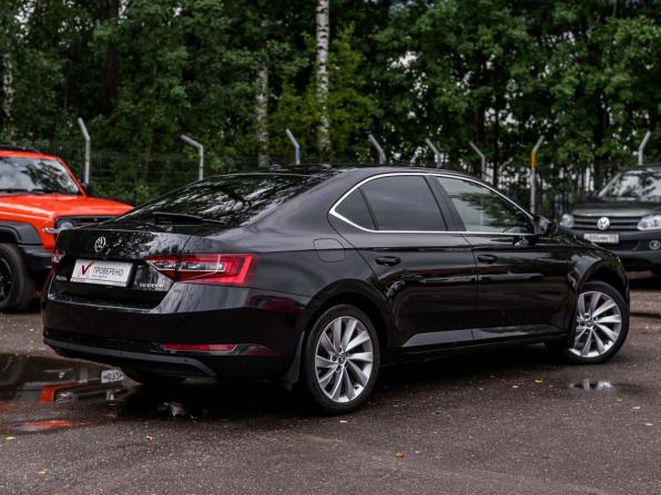 Skoda Superb III с пробегом 2016 года, цена 1 568 000 рублей, 193302 км, универсал, Автокод Объявления