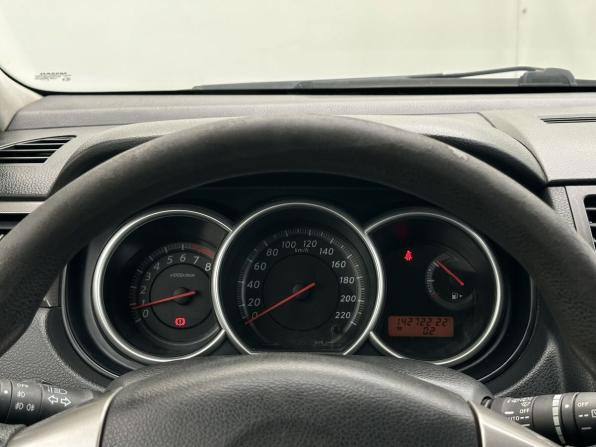 Nissan Tiida I Рестайлинг с пробегом 2010 года, цена 700 000 рублей, 142722 км, хэтчбек, Автокод Объявления