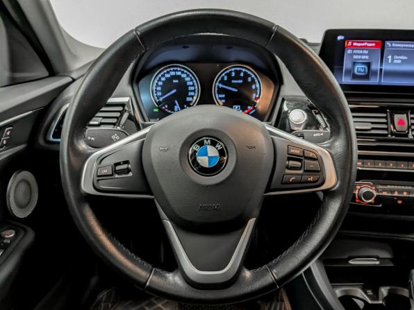 BMW 1 серии III (F52) Рестайлинг с пробегом 2022 года, цена 2 990 000 рублей, 32995 км, седан, Автокод Объявления