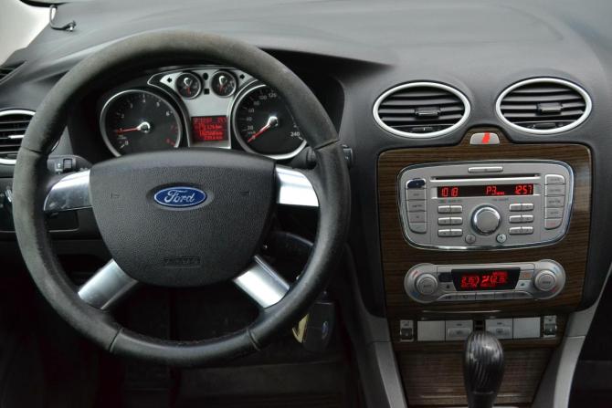Ford Focus II Рестайлинг с пробегом 2008 года, цена 450 000 рублей, 182533 км, хэтчбек, Автокод Объявления