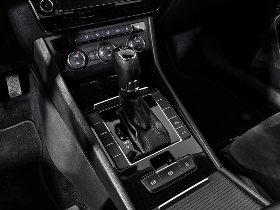 Skoda Superb III Санкт-Петербург  - изображение 11