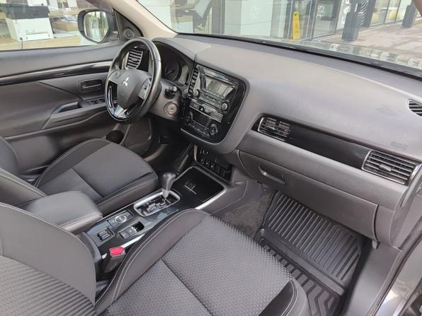 Mitsubishi Outlander III Рестайлинг 3 с пробегом 2019 года, цена 2 195 000 рублей, 120000 км, внедорожник, Автокод Объявления
