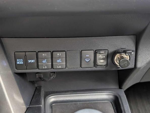 Toyota RAV4 IV (XA40) Рестайлинг с пробегом 2019 года, цена 2 175 000 рублей, 124143 км, внедорожник, Автокод Объявления