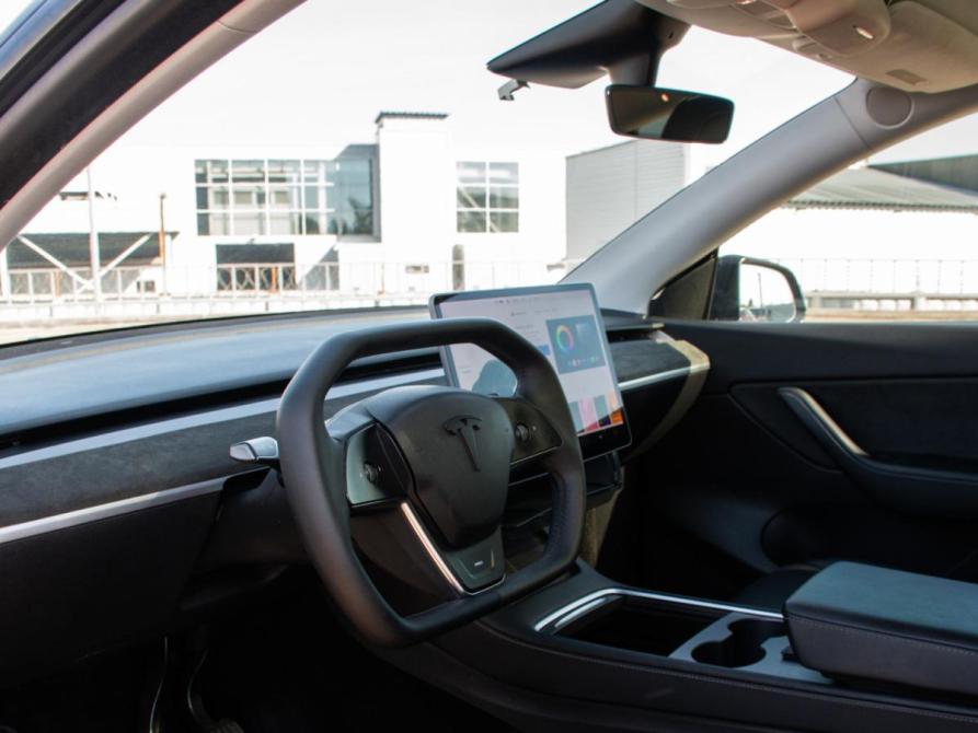 Tesla Model Y I Москва  - изображение 9