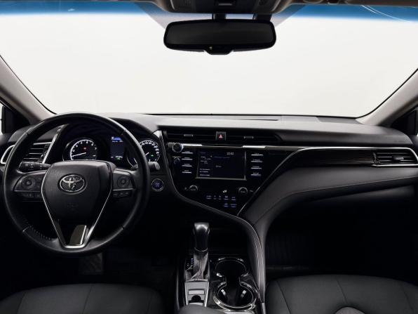 Toyota Camry VIII (XV70) с пробегом 2019 года, цена 2 989 000 рублей, 77127 км, седан, Автокод Объявления
