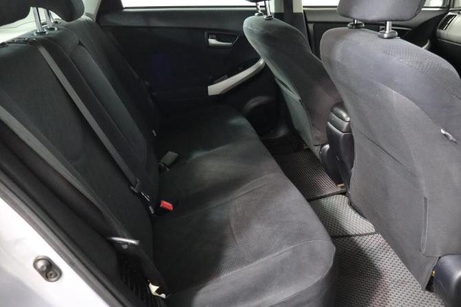 Toyota Prius III Рестайлинг (XW30) с пробегом 2012 года, цена 899 000 рублей, 256000 км, лифтбек, Автокод Объявления