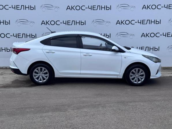 Hyundai Solaris II Рестайлинг с пробегом 2020 года, цена 1 330 000 рублей, 66056 км, седан, Автокод Объявления