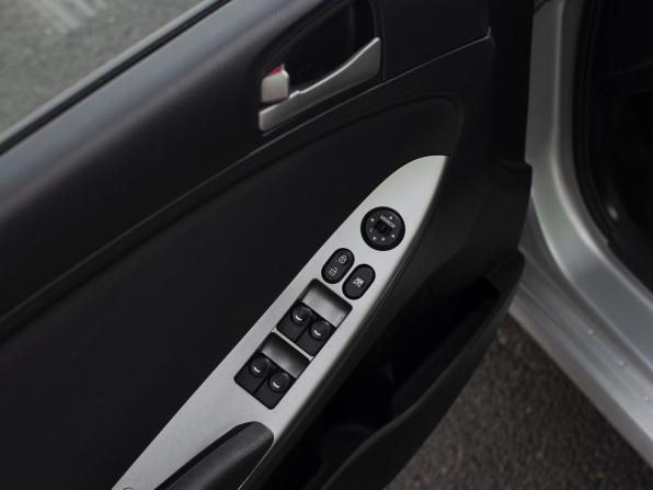 Hyundai Solaris I Рестайлинг с пробегом 2016 года, цена 860 000 рублей, 151079 км, седан, Автокод Объявления