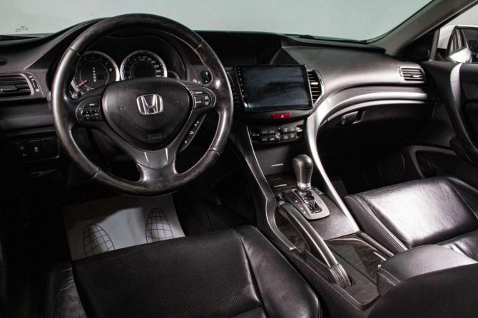Honda Accord VIII Рестайлинг с пробегом 2011 года, цена 1 289 000 рублей, 250600 км, седан, Автокод Объявления