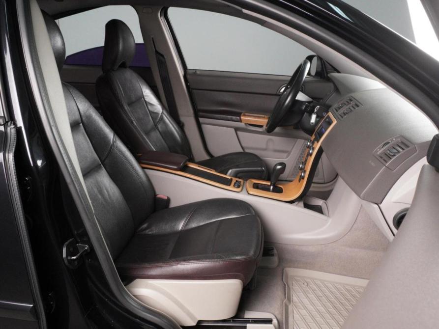 Volvo S40 II Рестайлинг Минеральные Воды  - изображение 8